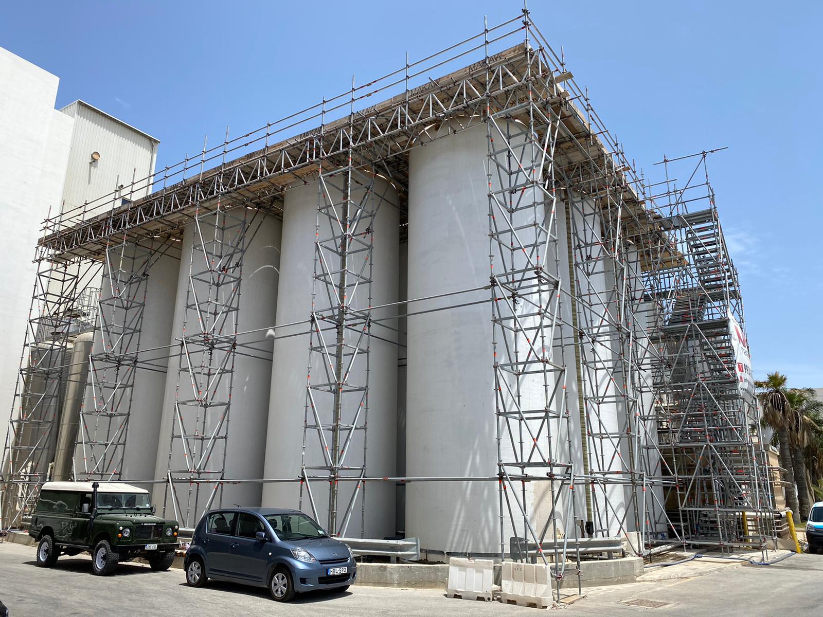 Brewery – Fiberglass tank access