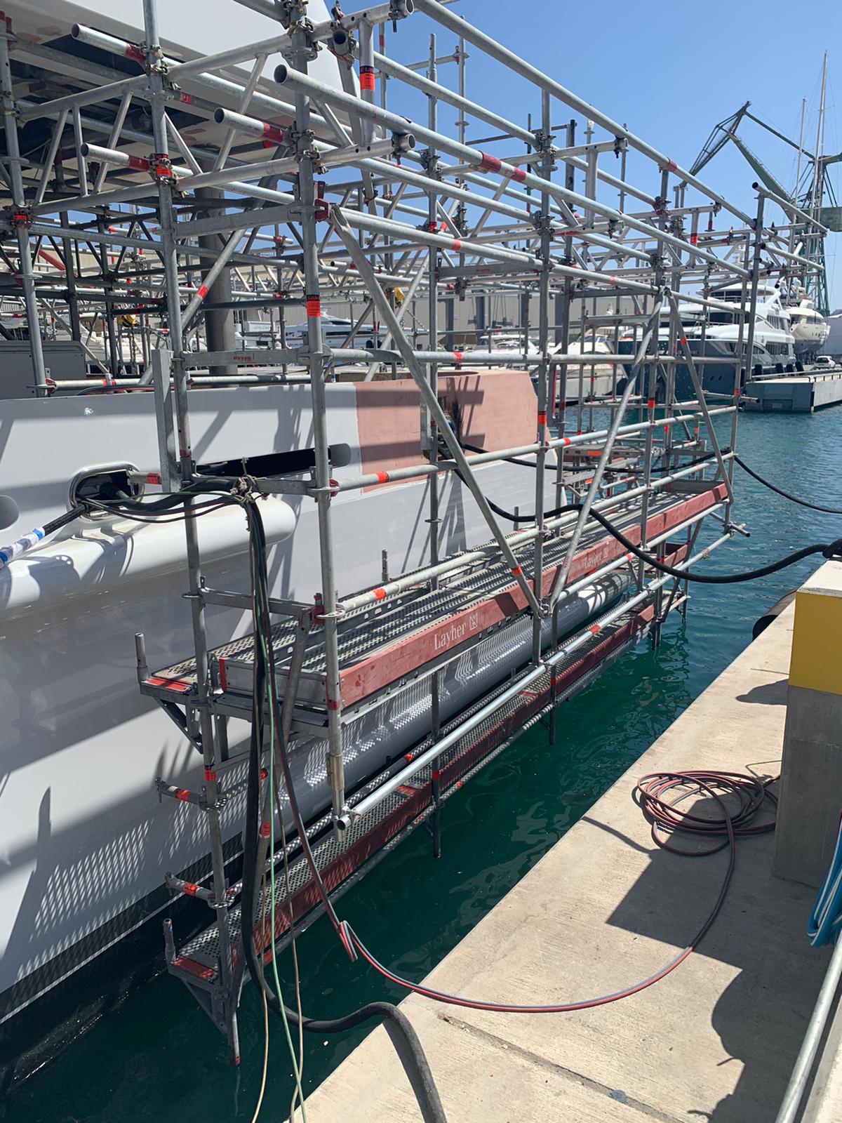 60m Yacht Hanging Scaffold